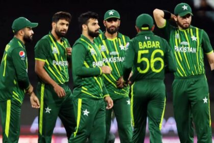 Pakistan dropped 5 players